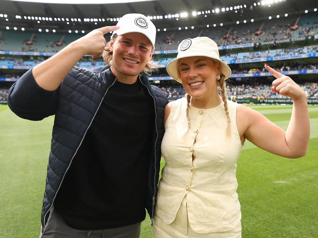 Shane Warne Legacy Bucket Hat (Off White)